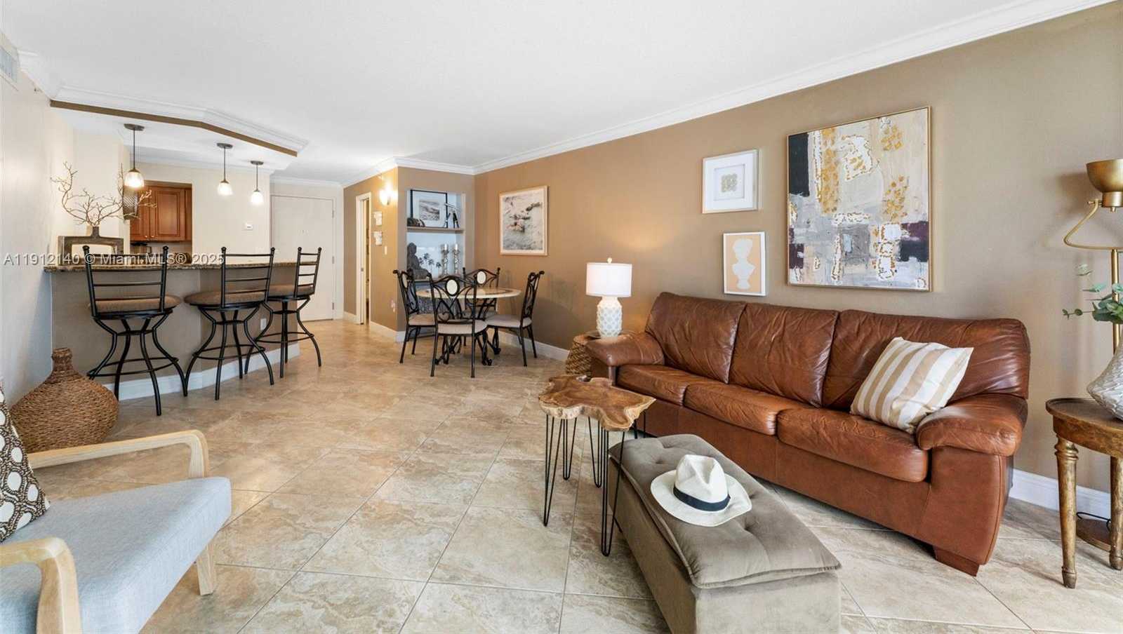 Small Image of 6917 COLLINS AVE #506, Miami Beach Number 2