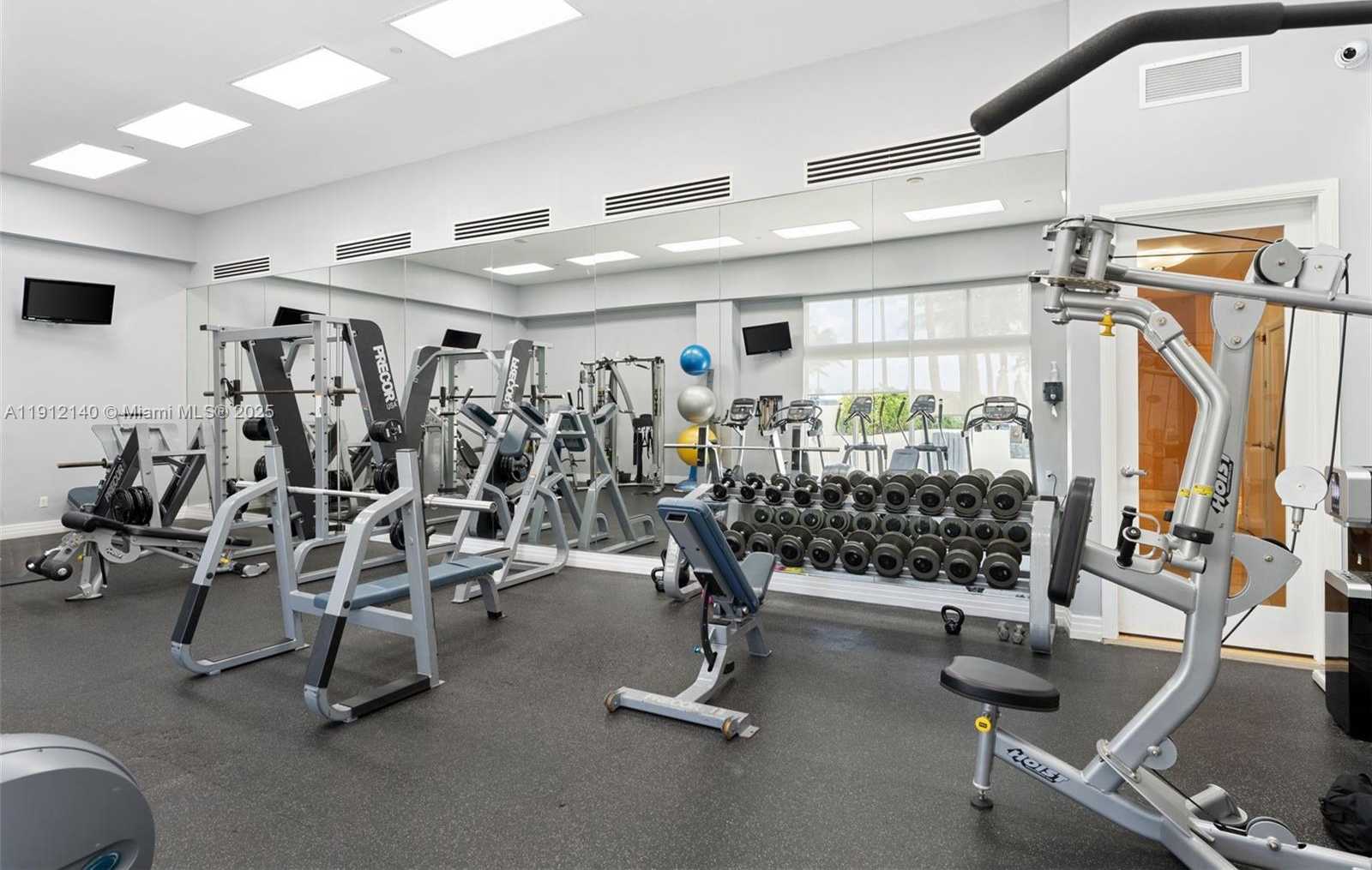 Small Image of 6917 COLLINS AVE #506, Miami Beach Number 22