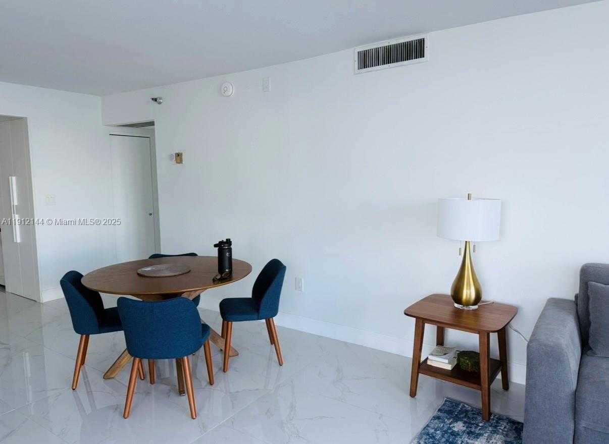 Small Image of 20505 EAST COUNTRY CLUB DR #2033, Aventura Number 7