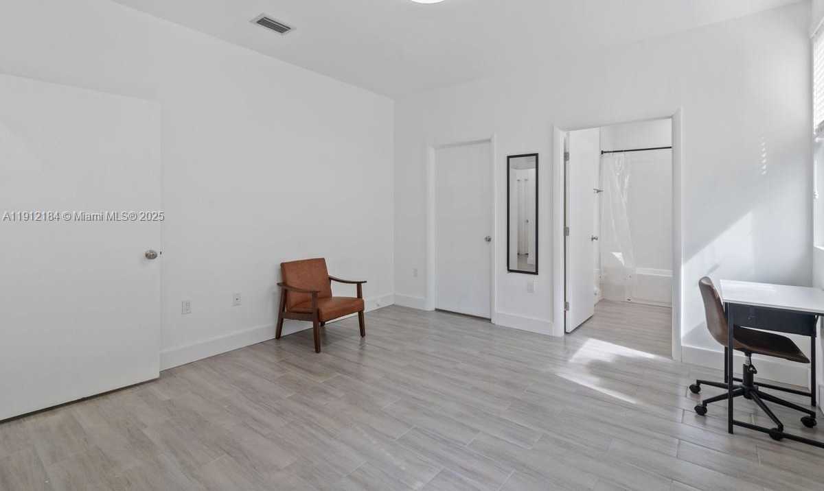 Small Image of 1544 NORTH WEST 59TH ST #A, Miami Number 16
