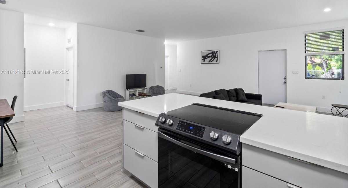 Small Image of 1544 NORTH WEST 59TH ST #A, Miami Number 22