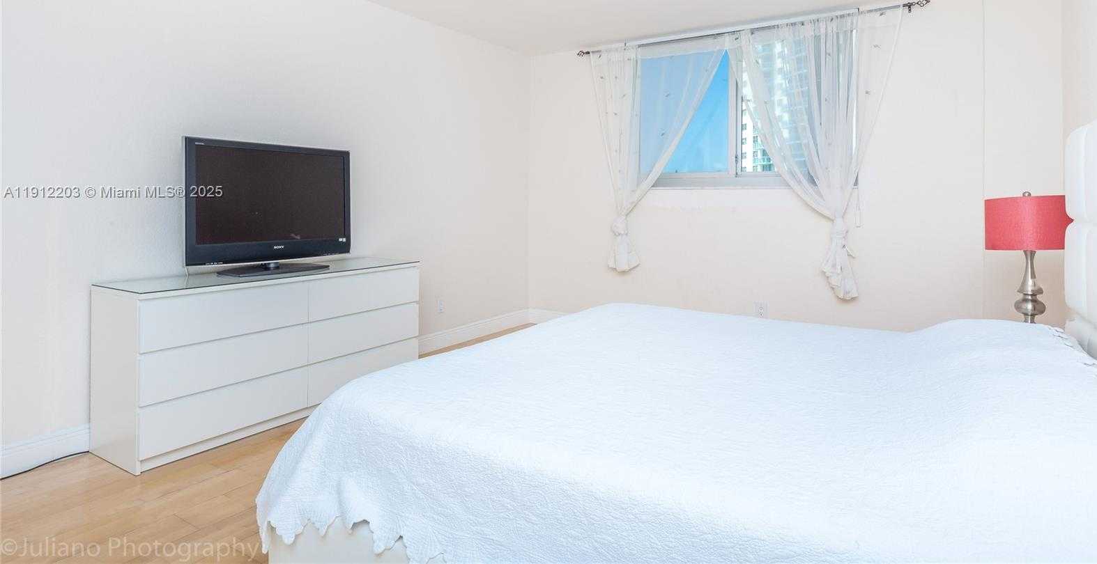 Small Image of 19380 COLLINS AVE #427, Sunny Isles Beach Number 10