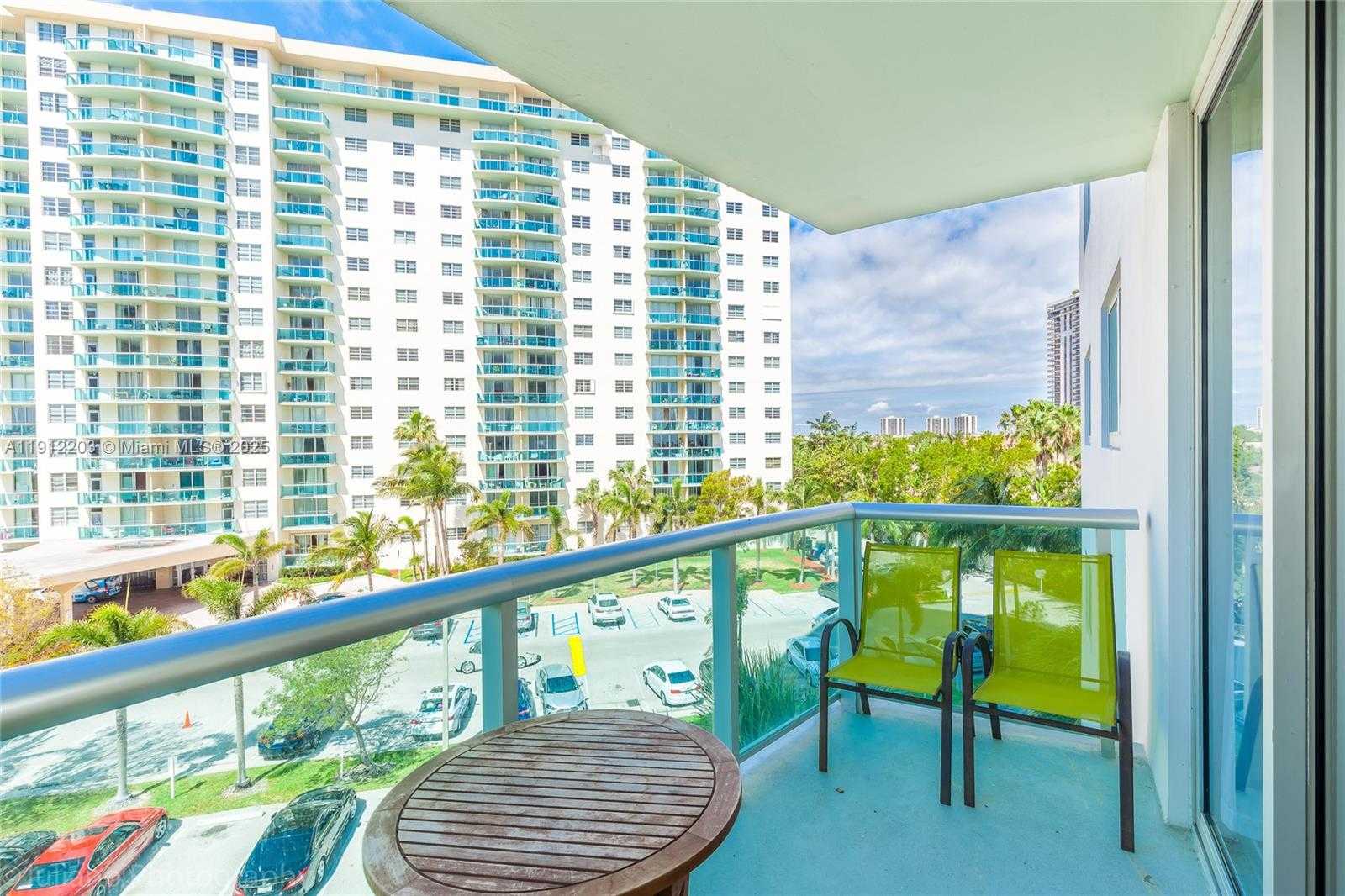 Small Image of 19380 COLLINS AVE #427, Sunny Isles Beach Number 21