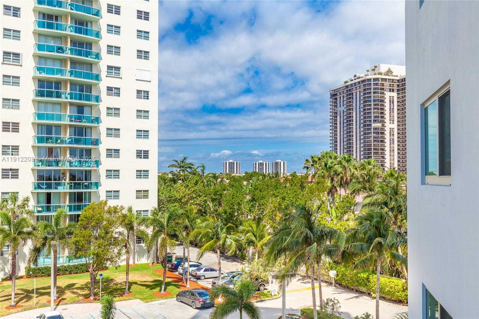 Small Image of 19380 COLLINS AVE #427, Sunny Isles Beach Number 29