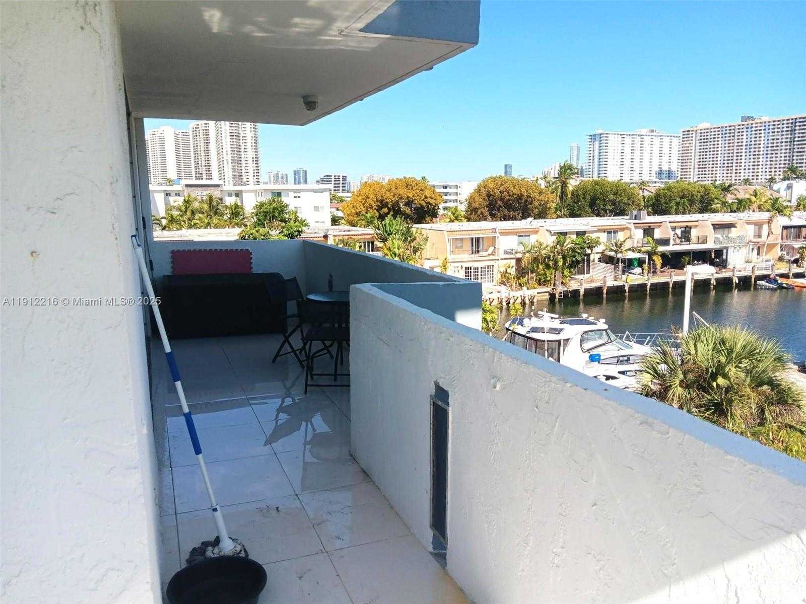 Small Image of 3703 NORTH EAST 166TH ST #401, North Miami Beach Number 10
