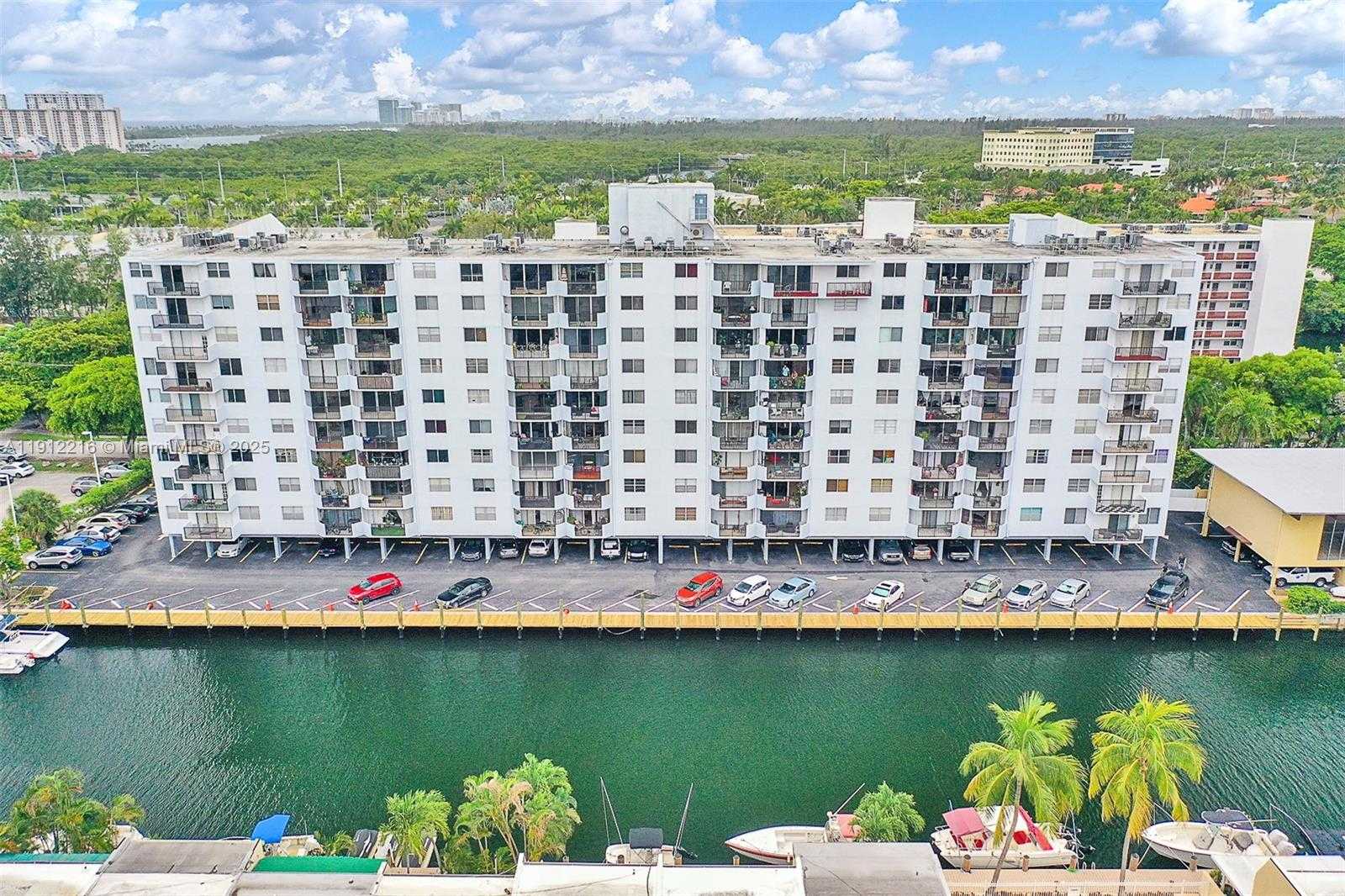 Small Image of 3703 NORTH EAST 166TH ST #401, North Miami Beach Number 2