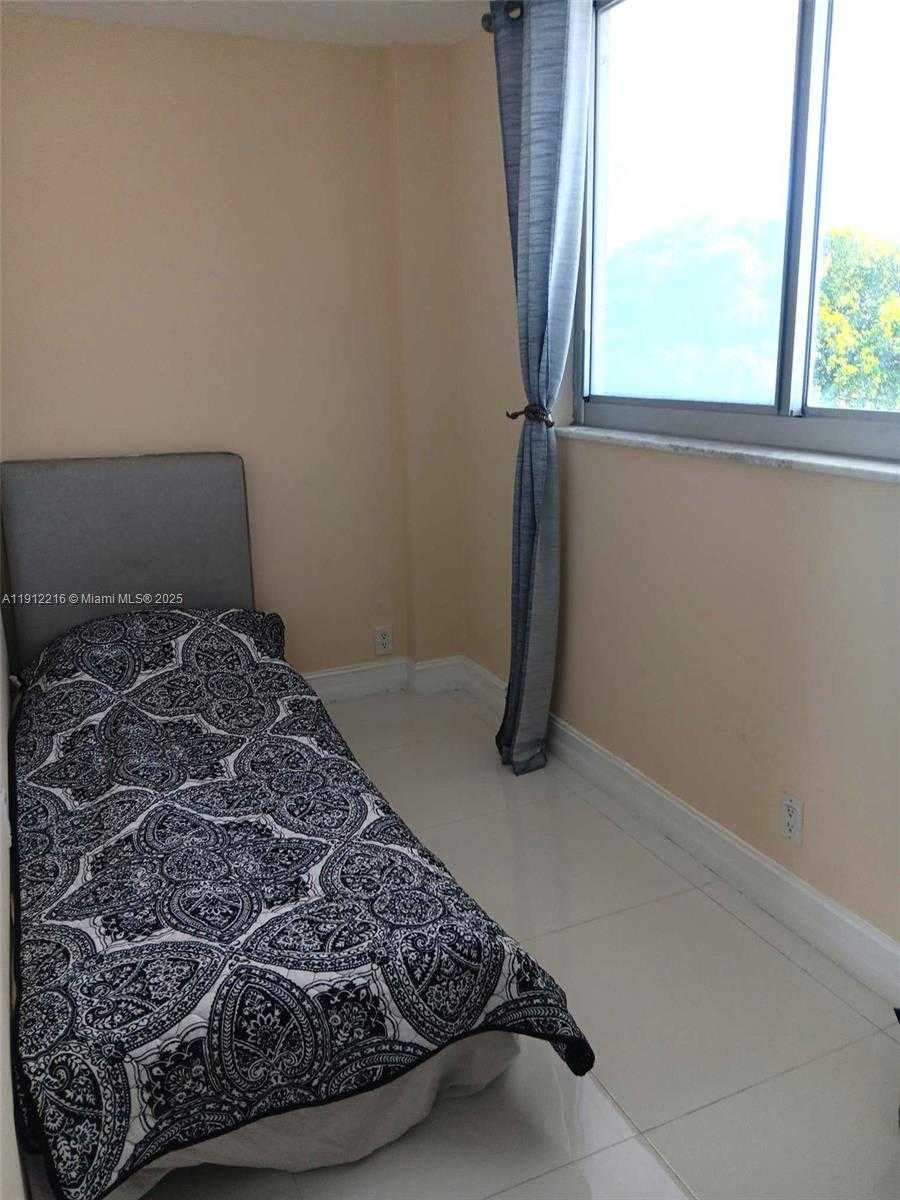 Small Image of 3703 NORTH EAST 166TH ST #401, North Miami Beach Number 27