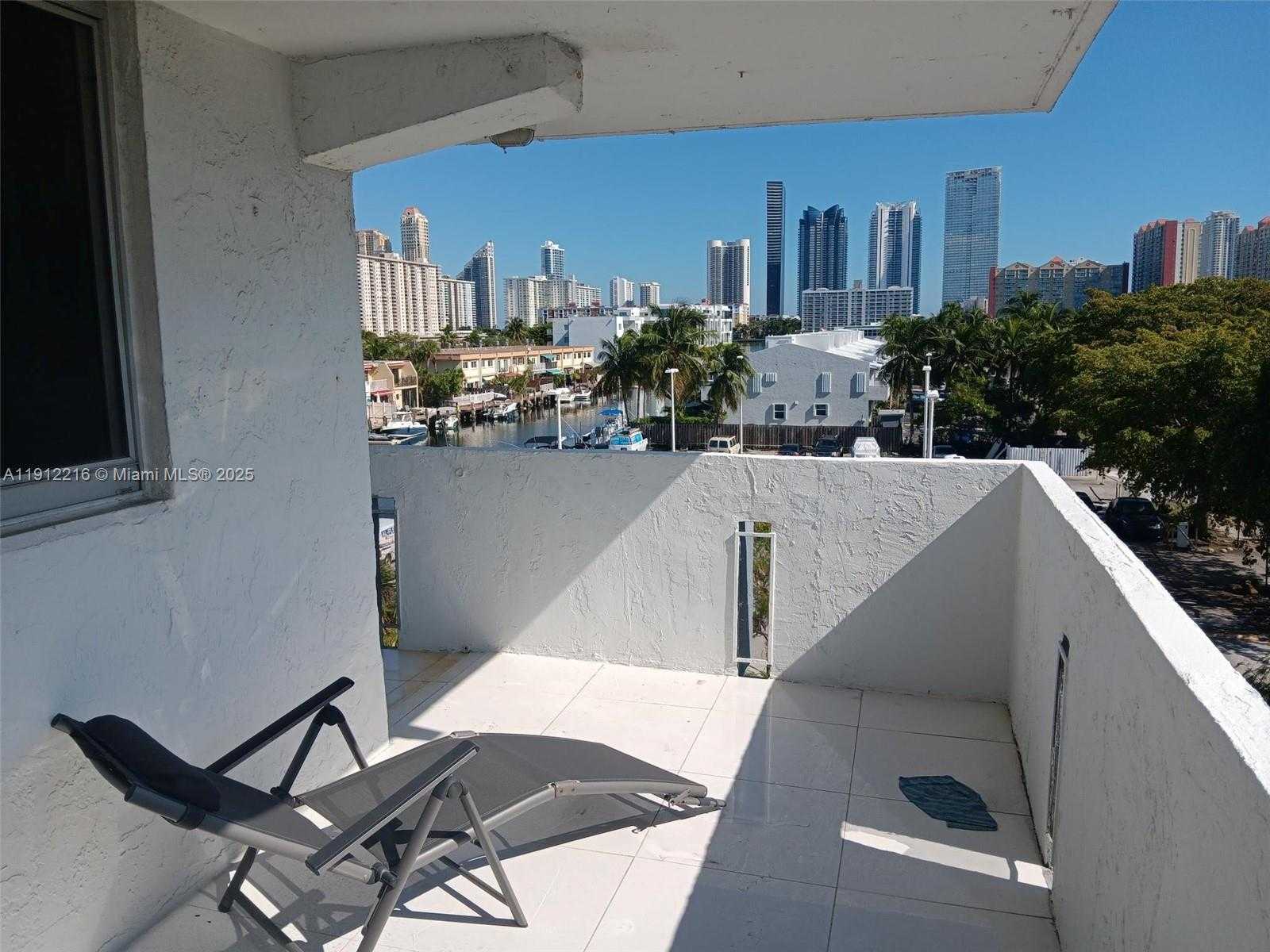Small Image of 3703 NORTH EAST 166TH ST #401, North Miami Beach Number 9