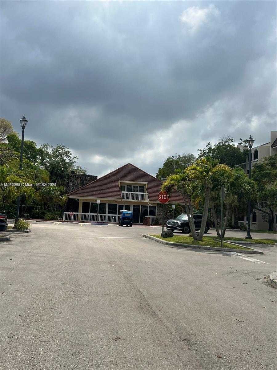 Small Image of 7701 CAMINO REAL #A-219, Miami Number 14