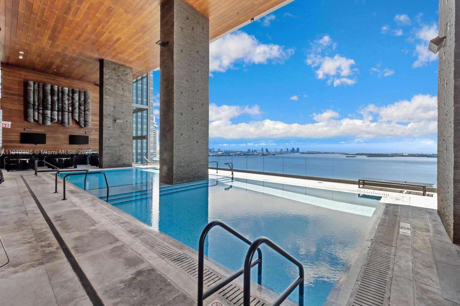 Small Image of 1451 BRICKELL AVE #2405, Miami Number 17