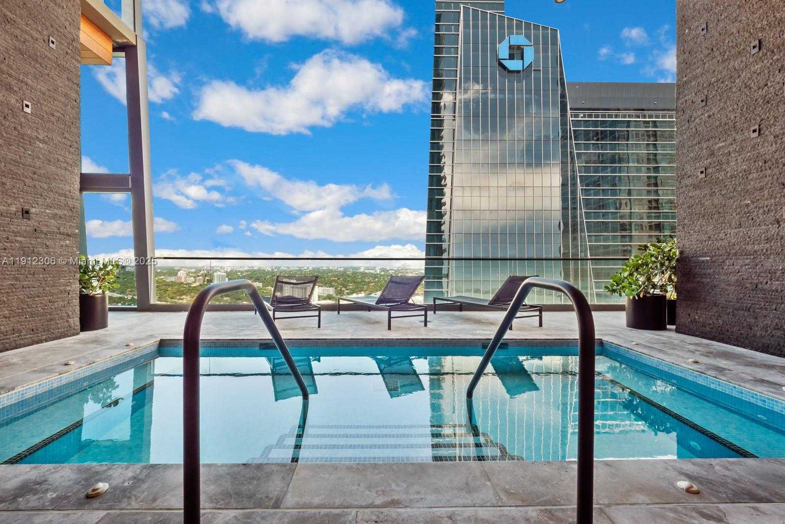 Small Image of 1451 BRICKELL AVE #2405, Miami Number 20