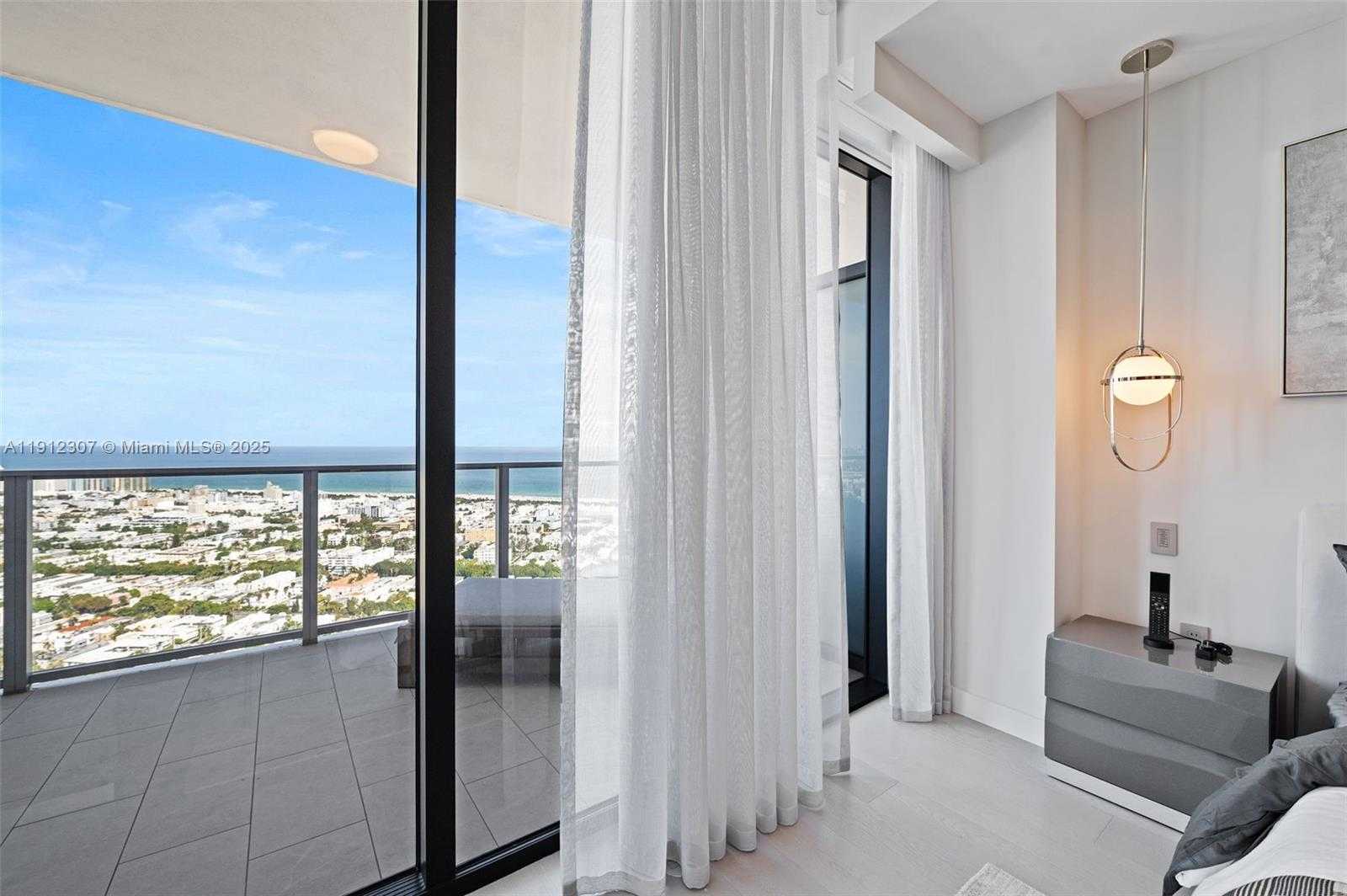 Small Image of 500 ALTON ROAD #4104, Miami Beach Number 26