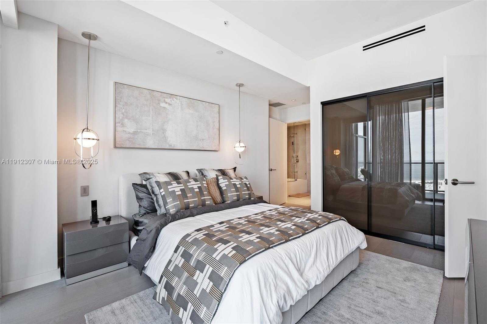 Small Image of 500 ALTON ROAD #4104, Miami Beach Number 6