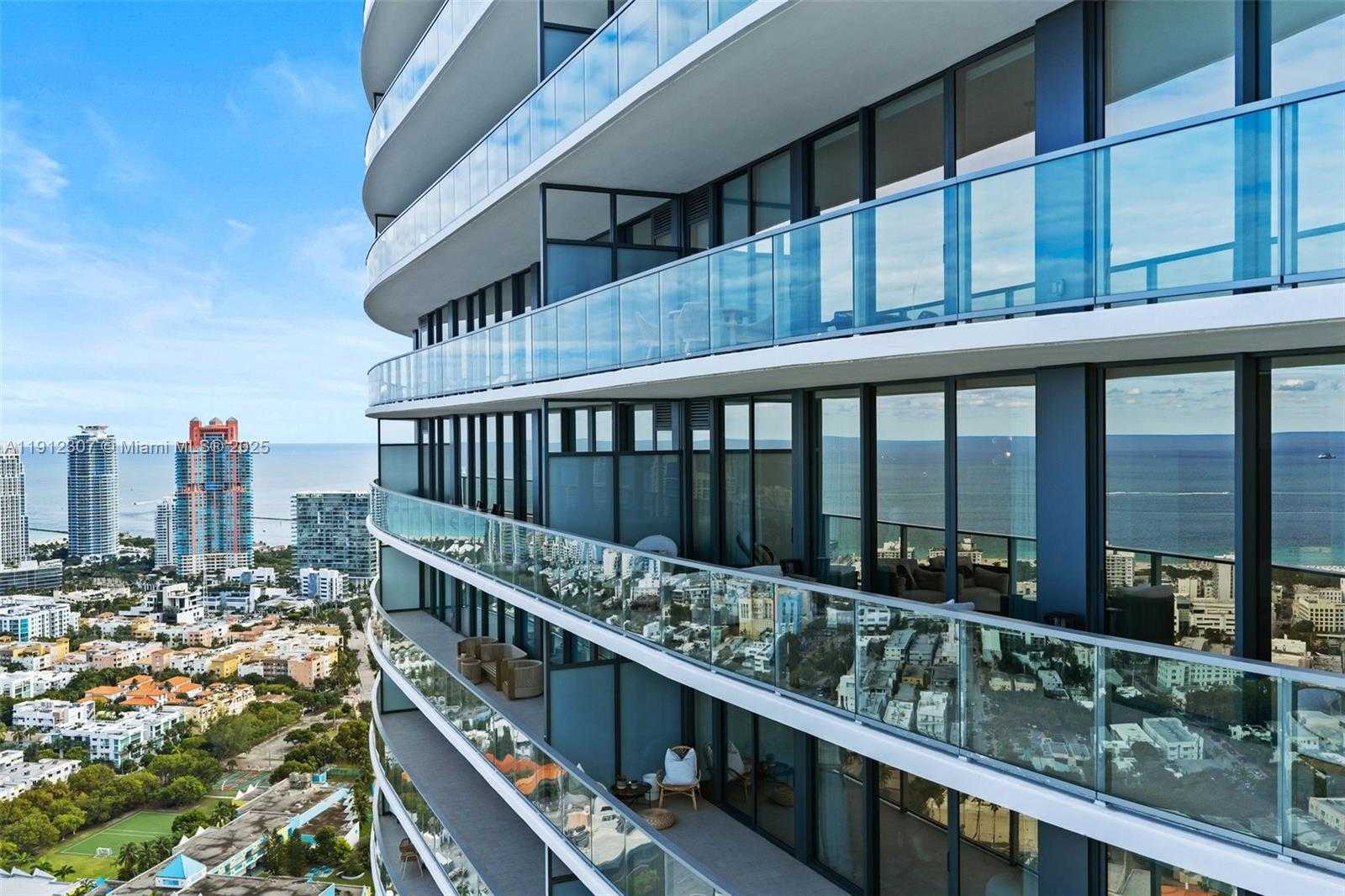 Small Image of 500 ALTON ROAD #4104, Miami Beach Number 9