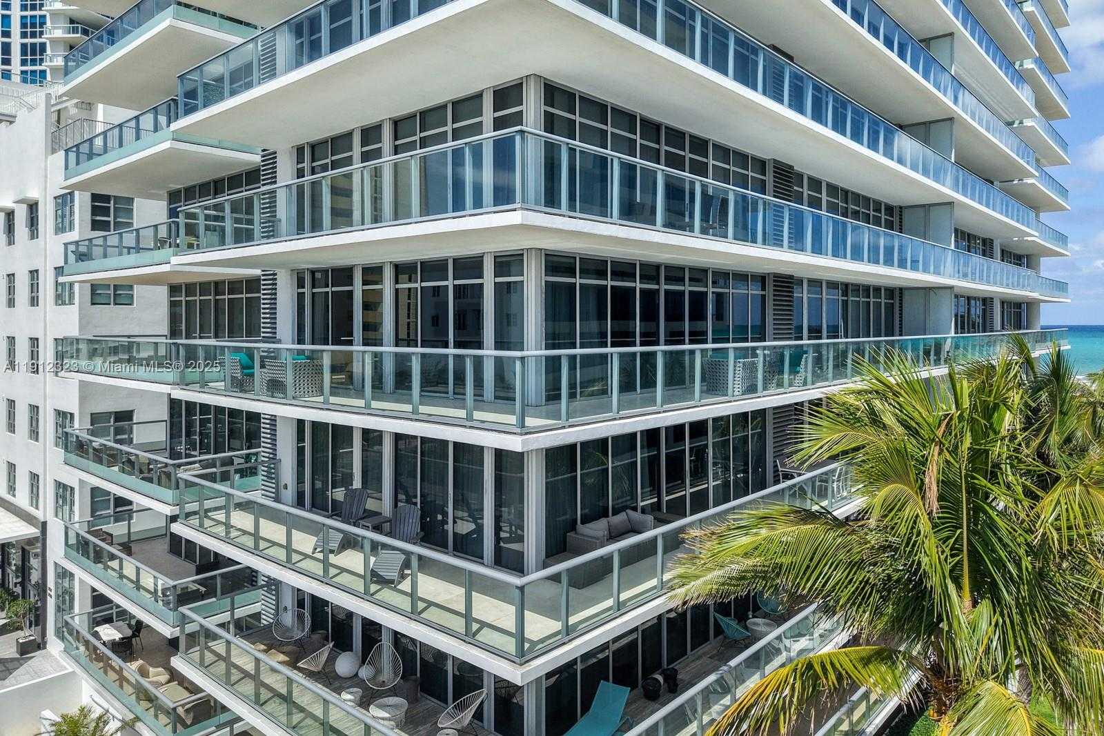Small Image of 3737 COLLINS AVE #S-503, Miami Beach Number 17