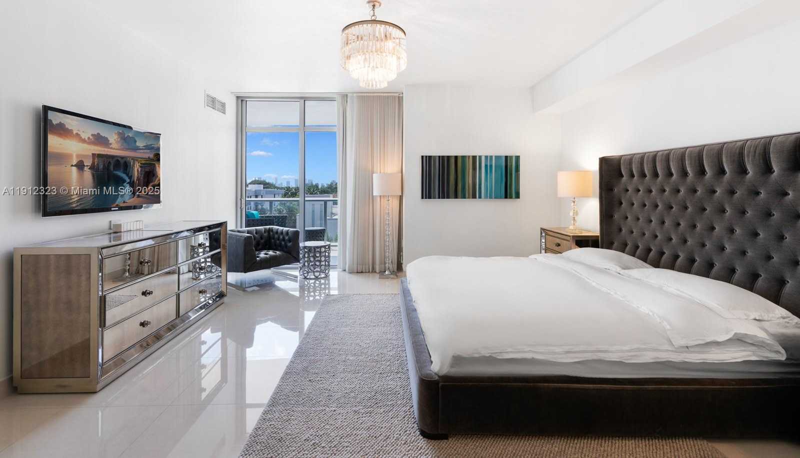 Small Image of 3737 COLLINS AVE #S-503, Miami Beach Number 9