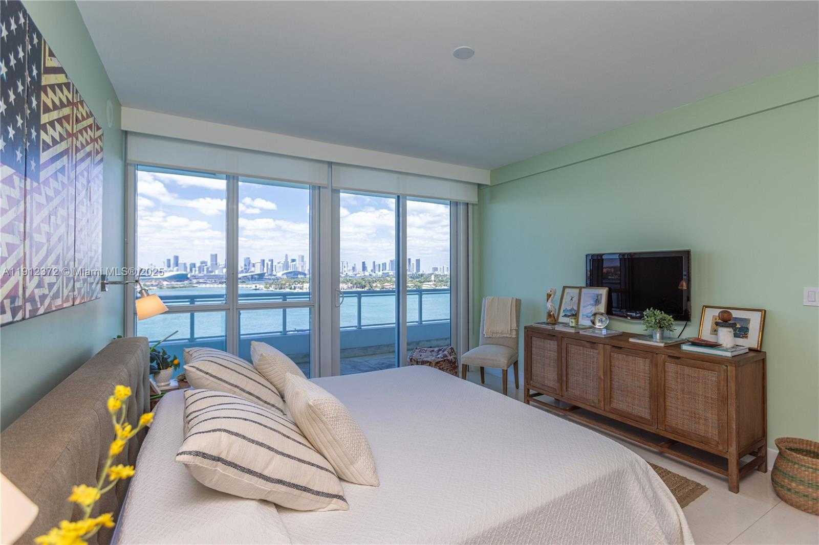 Small Image of 520 WEST AVE #1102, Miami Beach Number 14