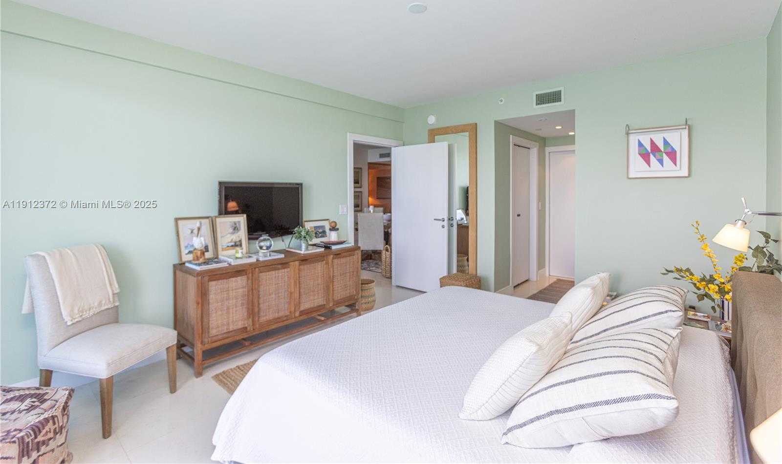 Small Image of 520 WEST AVE #1102, Miami Beach Number 16