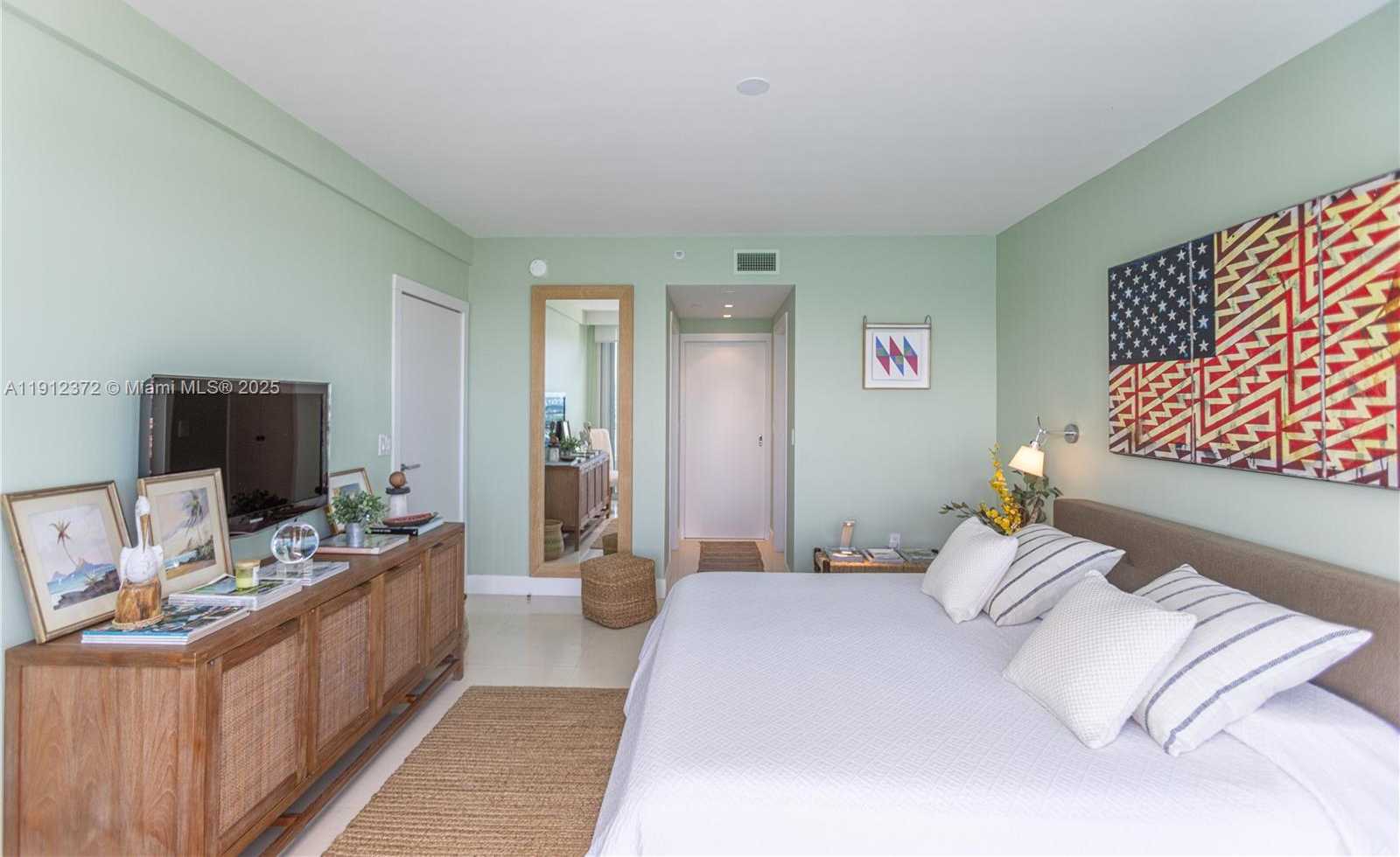 Small Image of 520 WEST AVE #1102, Miami Beach Number 18