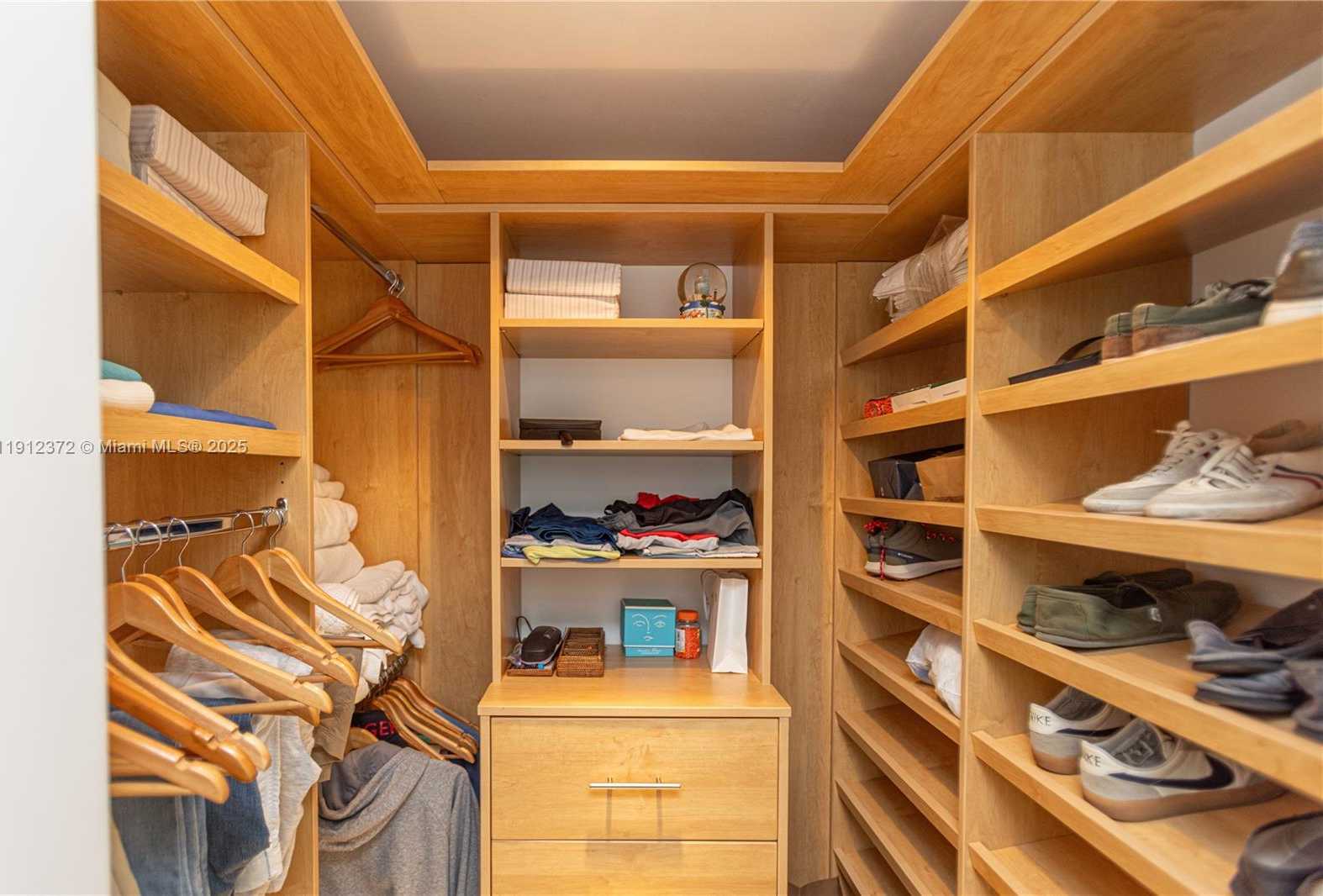 Small Image of 520 WEST AVE #1102, Miami Beach Number 25