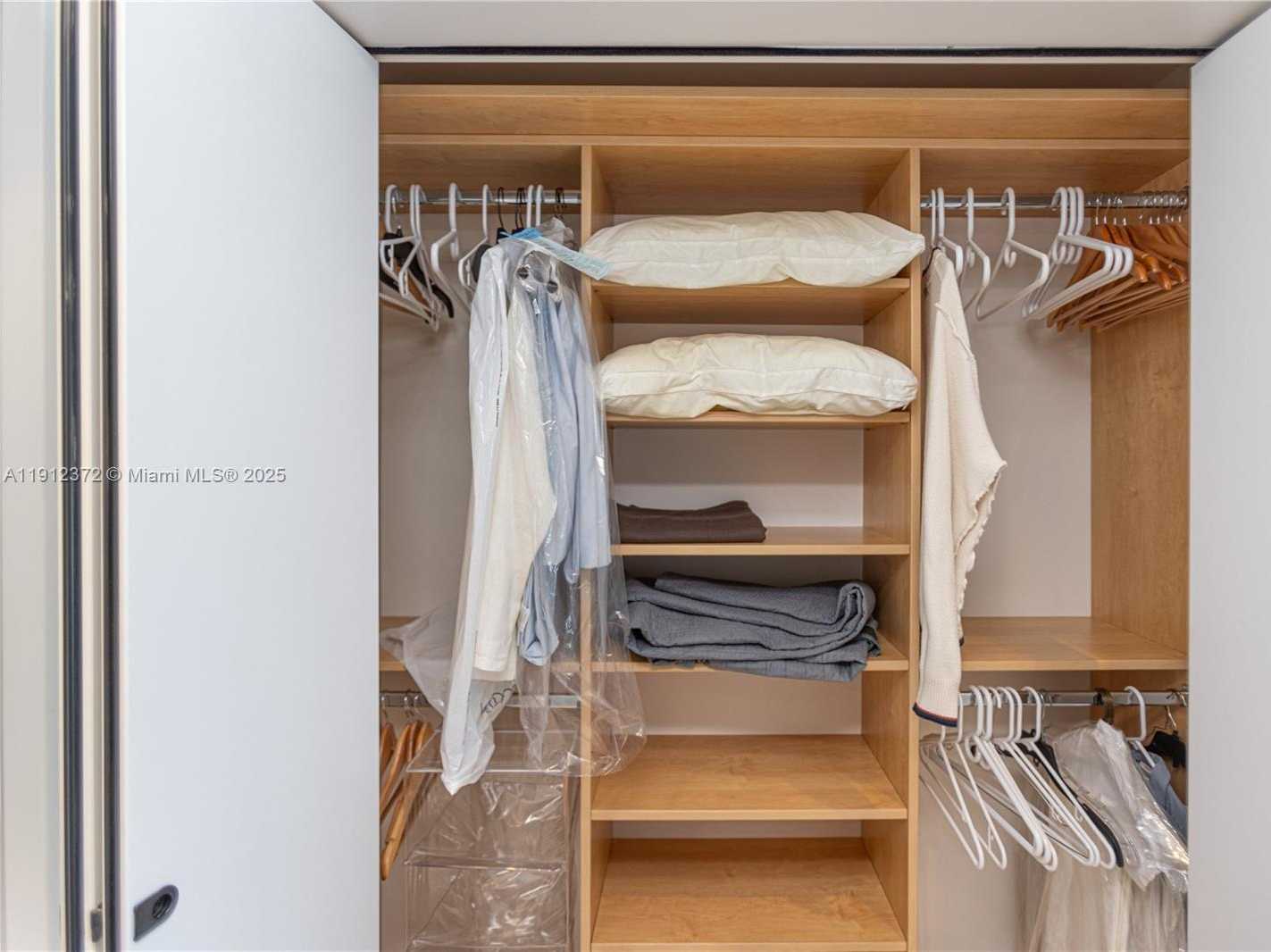 Small Image of 520 WEST AVE #1102, Miami Beach Number 34