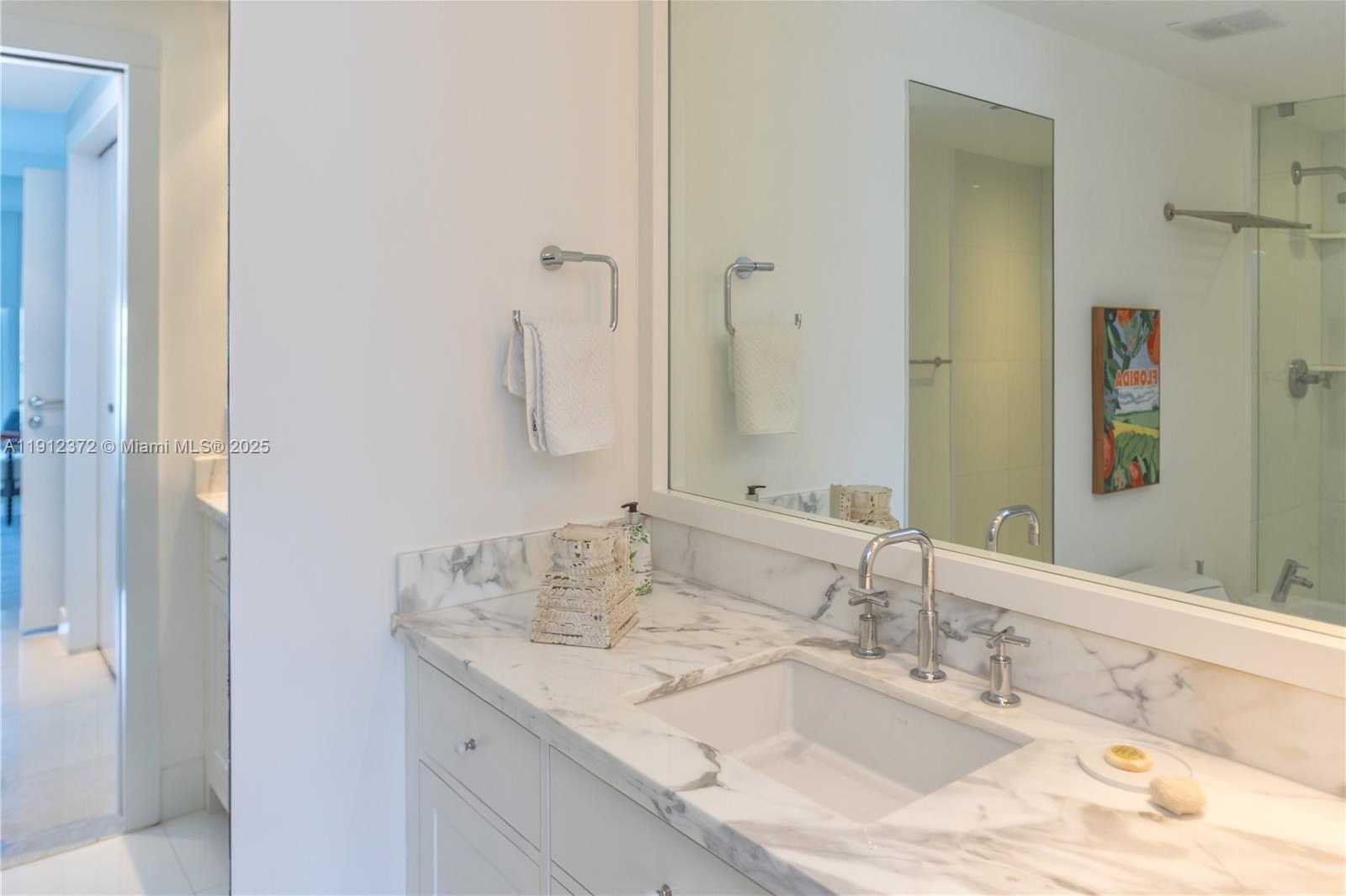 Small Image of 520 WEST AVE #1102, Miami Beach Number 40