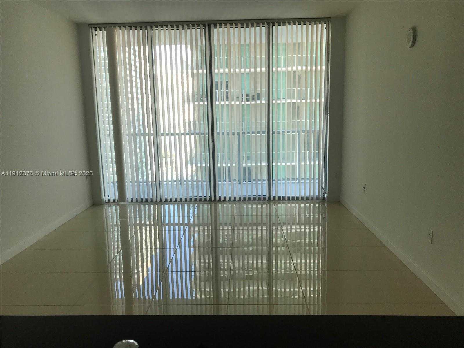 Small Image of 1111 SOUTH WEST 1ST AVE #3016-N, Miami Number 4