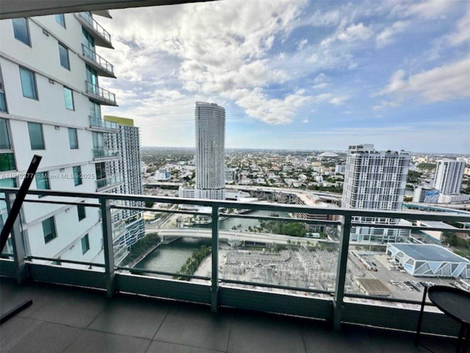 Small Image of 92 SOUTH WEST 3RD ST #4107, Miami Number 16