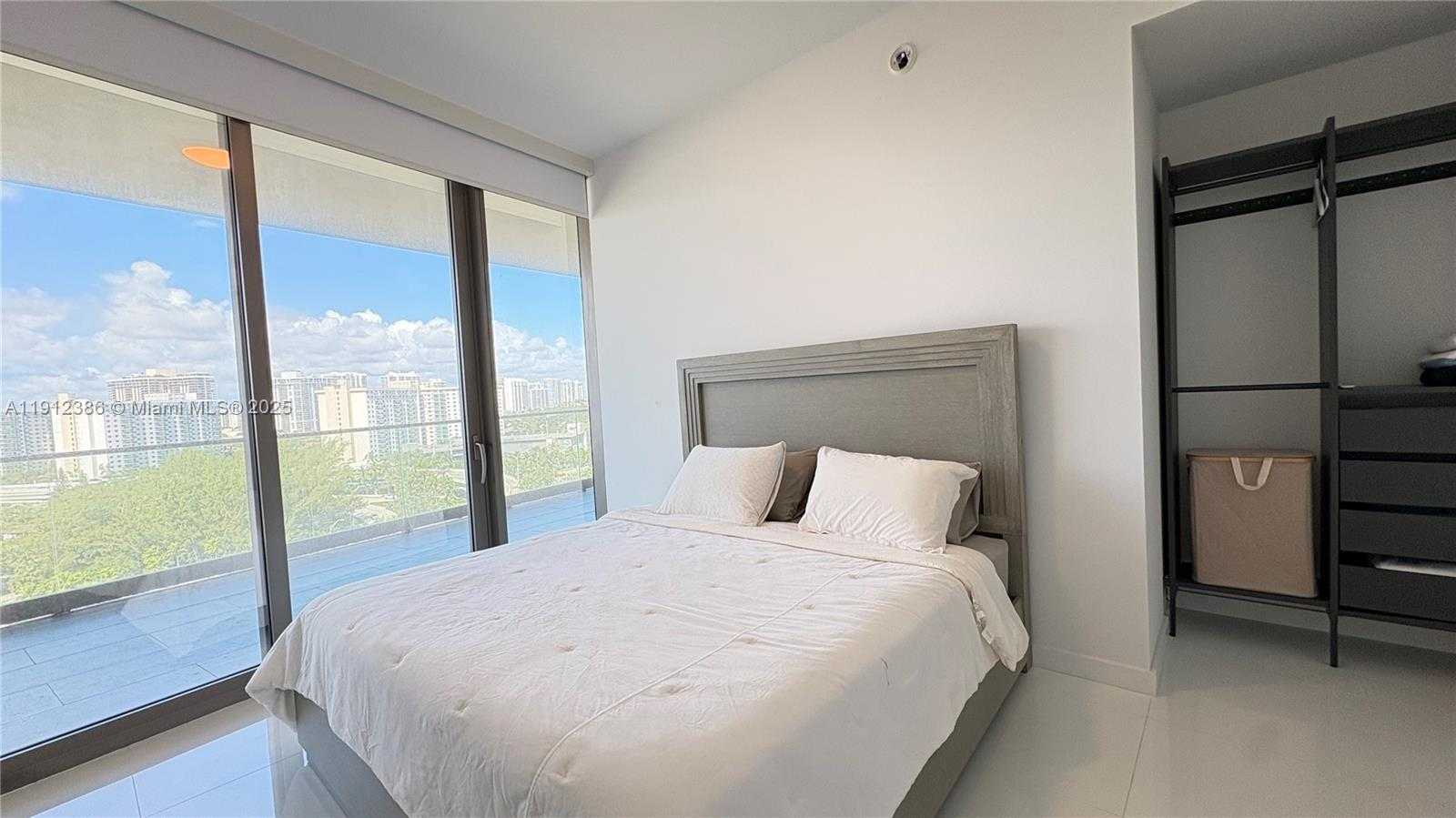 Small Image of 18975 COLLINS AVE #905, Sunny Isles Beach Number 16