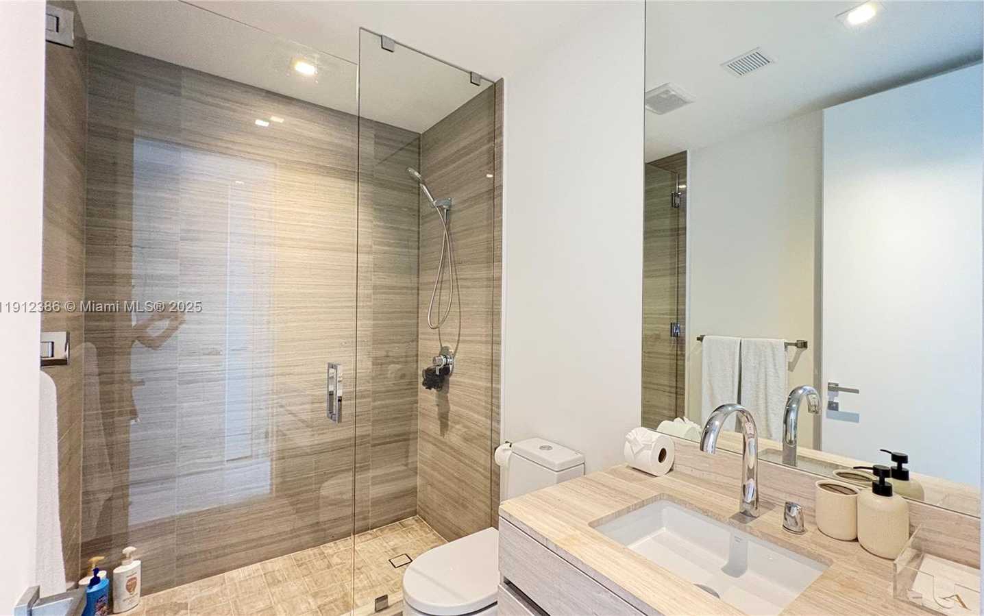 Small Image of 18975 COLLINS AVE #905, Sunny Isles Beach Number 17