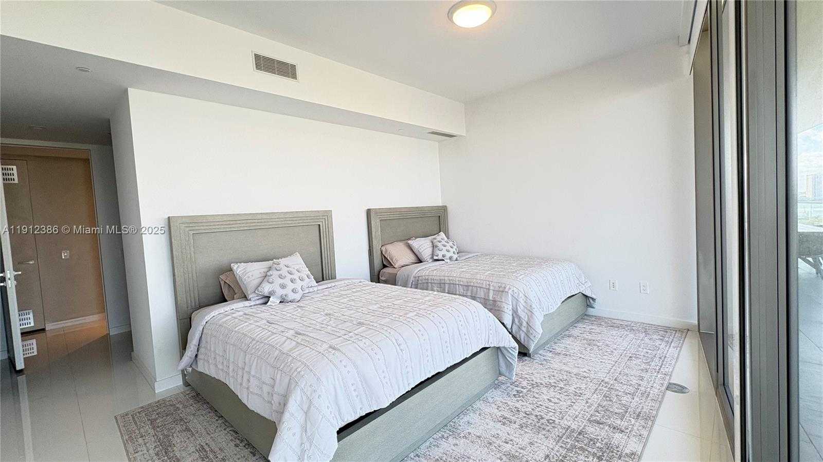 Small Image of 18975 COLLINS AVE #905, Sunny Isles Beach Number 19