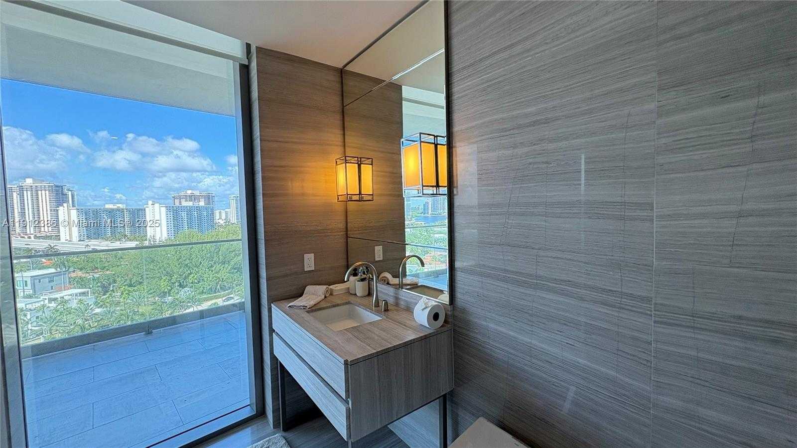 Small Image of 18975 COLLINS AVE #905, Sunny Isles Beach Number 20