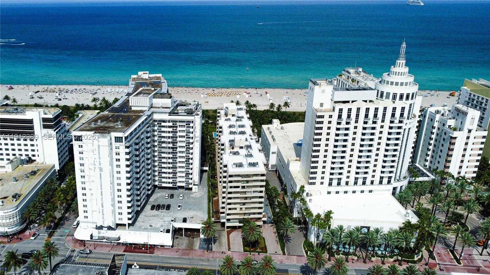 Small Image of 1621 COLLINS AVE #406, Miami Beach Number 2