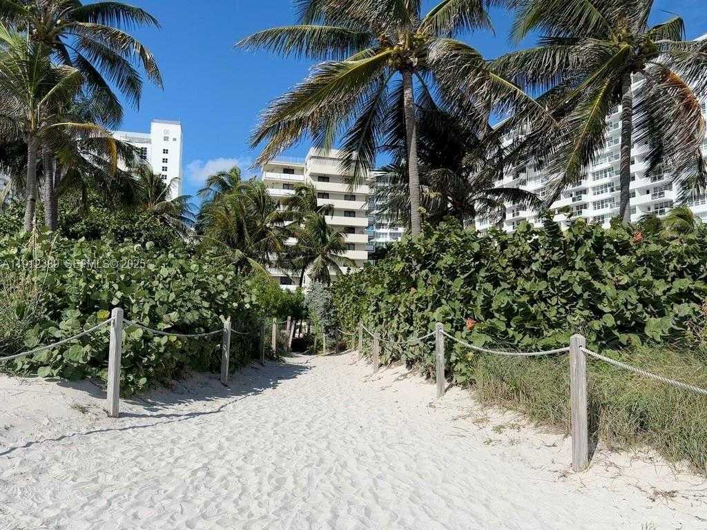 Small Image of 1621 COLLINS AVE #406, Miami Beach Number 29