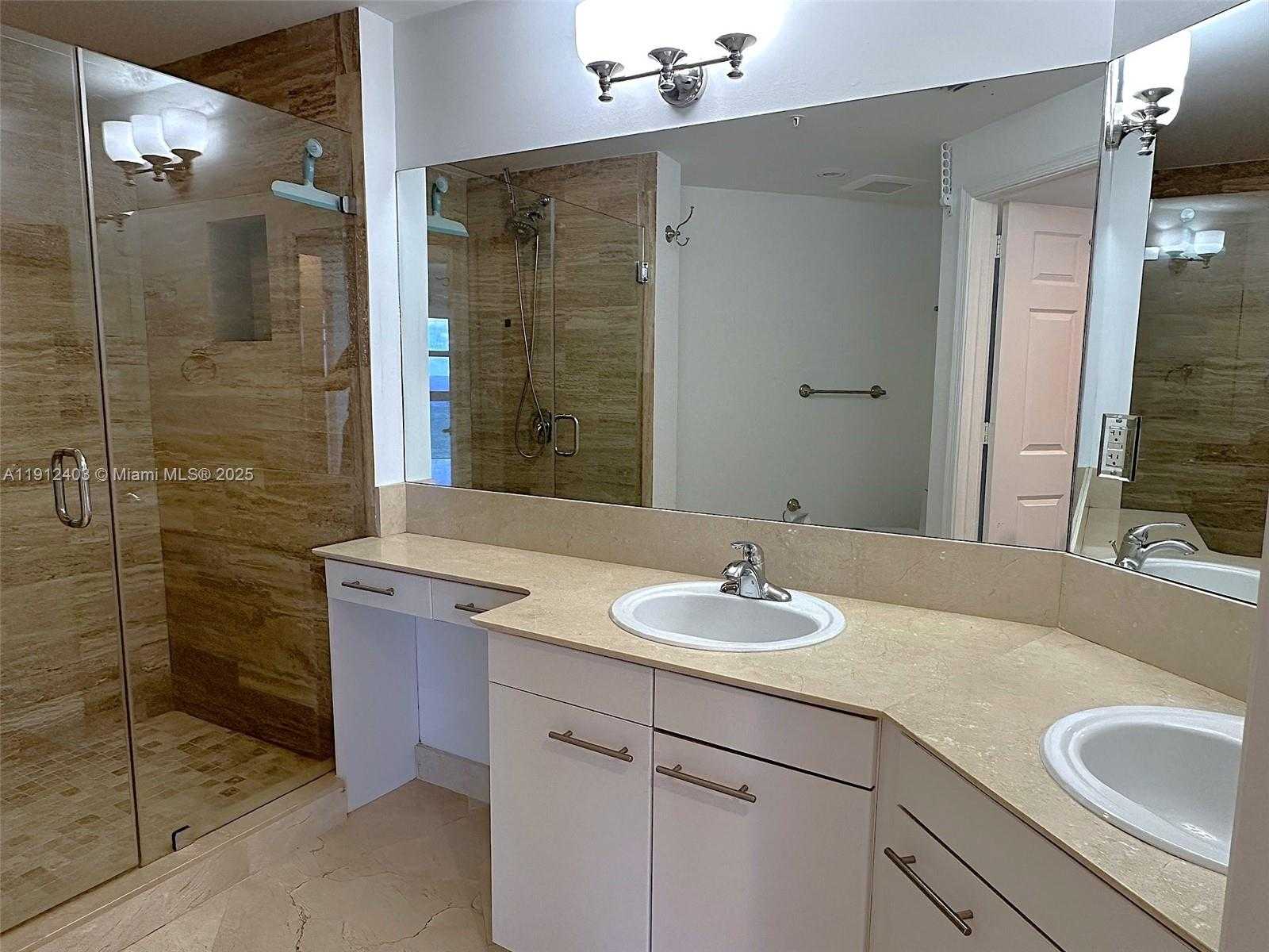 Small Image of 2080 SOUTH OCEAN DR #MPH12, Hallandale Beach Number 21