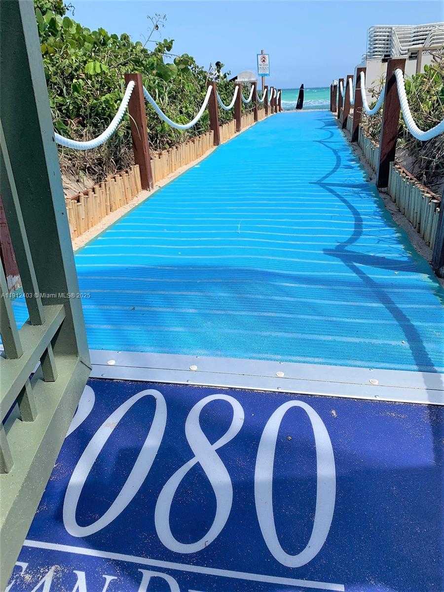 Small Image of 2080 SOUTH OCEAN DR #MPH12, Hallandale Beach Number 32