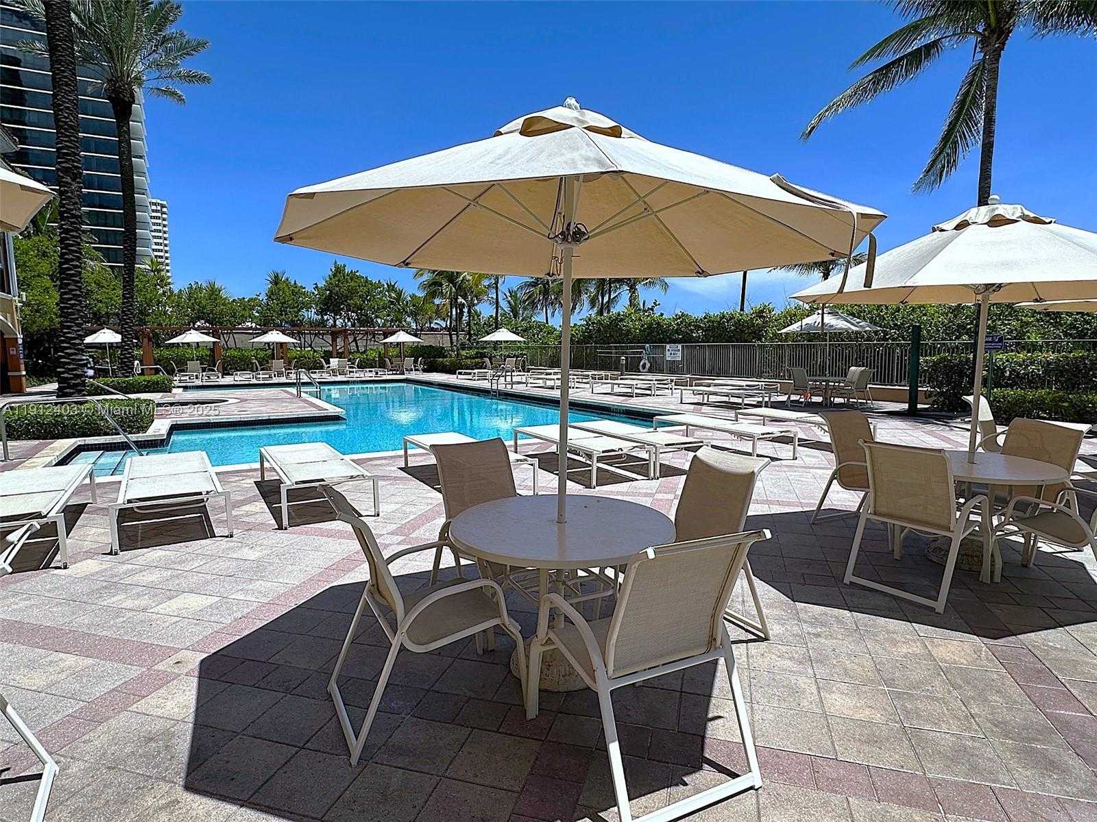 Small Image of 2080 SOUTH OCEAN DR #MPH12, Hallandale Beach Number 42