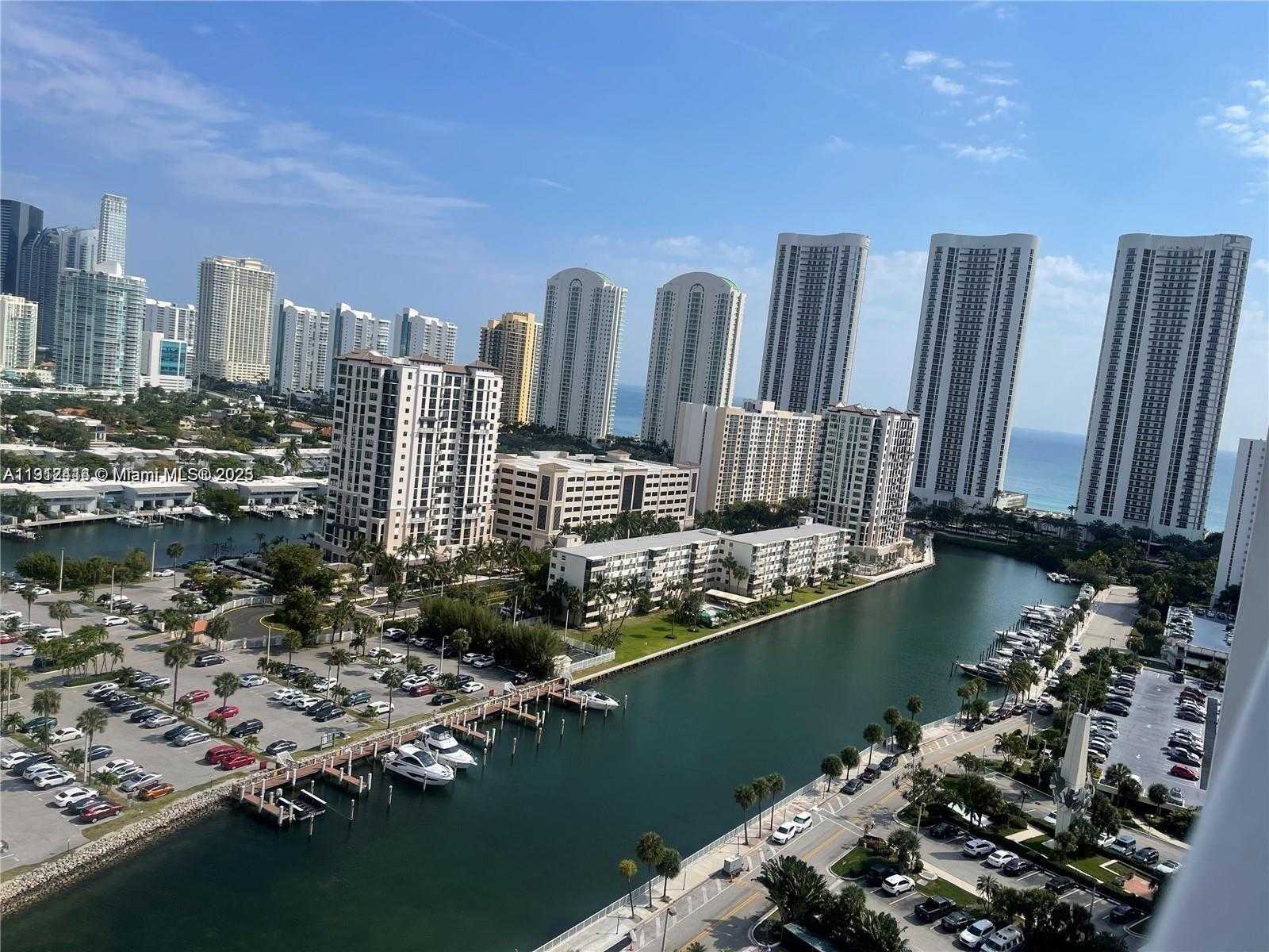 Small Image of 500 BAYVIEW DR #1825, Sunny Isles Beach Number 1