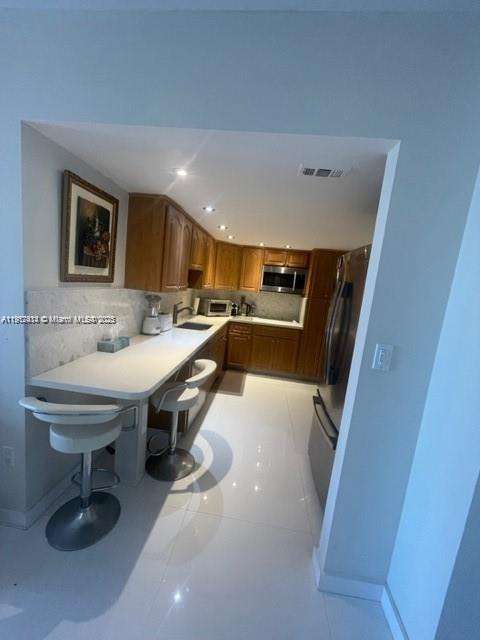 Small Image of 500 BAYVIEW DR #1825, Sunny Isles Beach Number 14