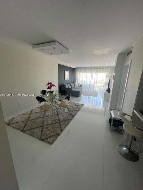Small Image of 500 BAYVIEW DR #1825, Sunny Isles Beach Number 17
