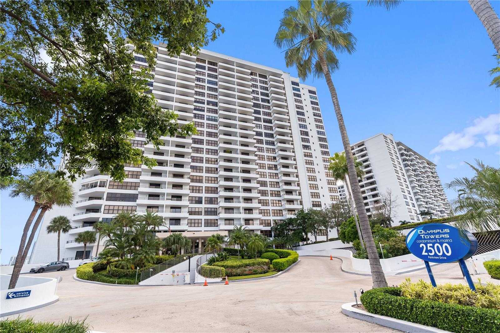 Small Image of 2500 PARKVIEW DR #1604, Hallandale Beach Number 2