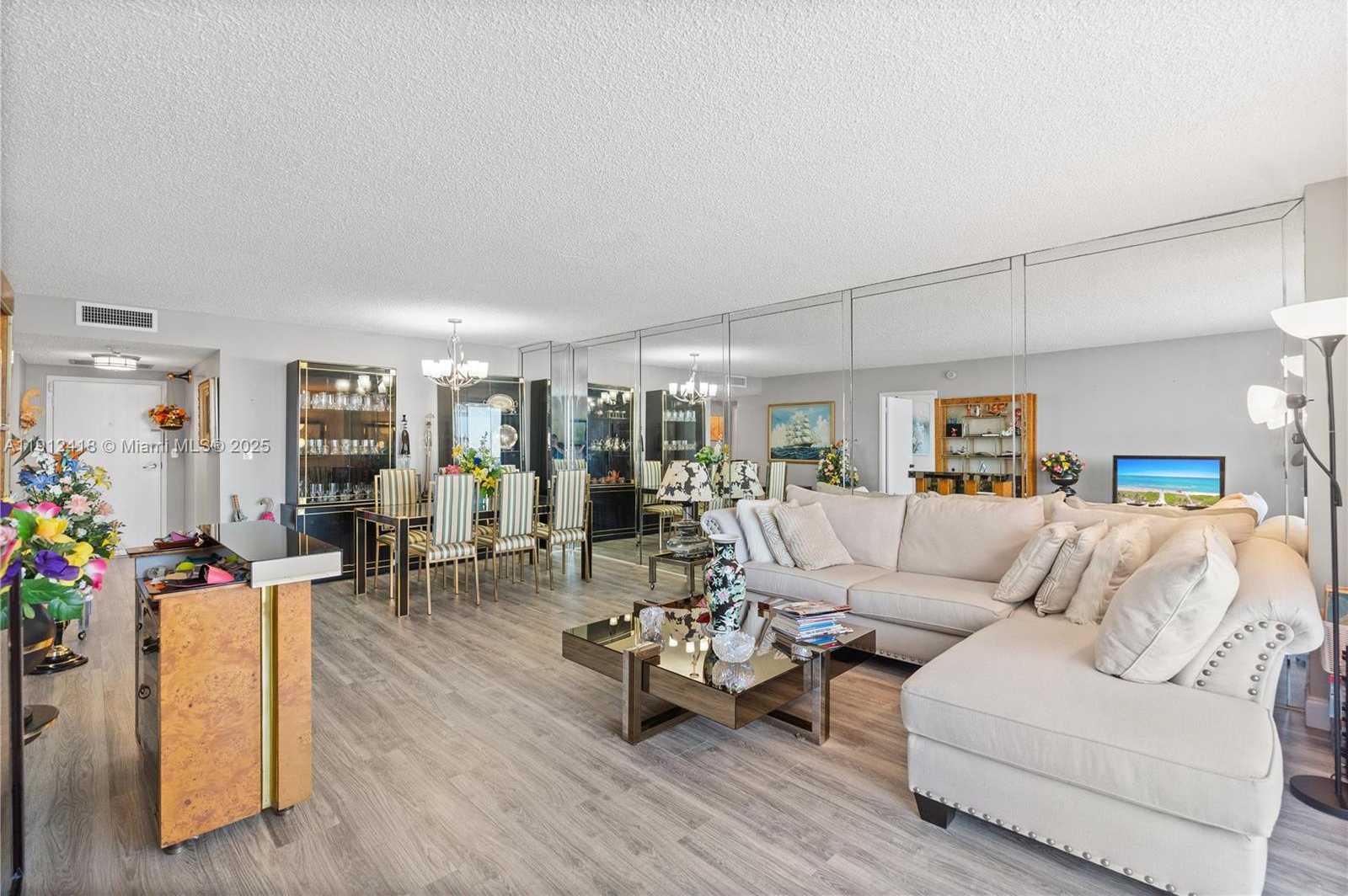 Small Image of 2500 PARKVIEW DR #1604, Hallandale Beach Number 8