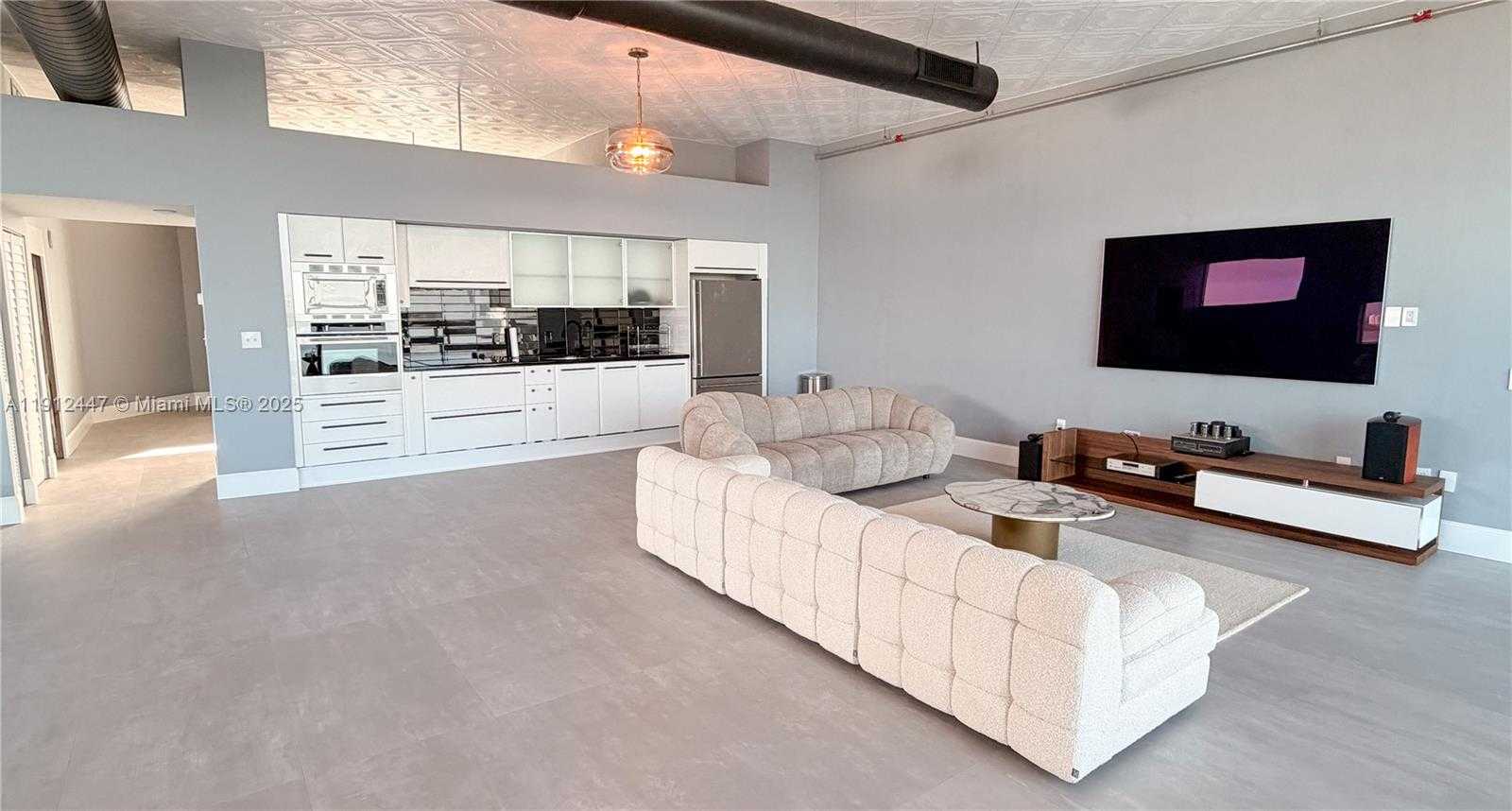 Small Image of 7934 WEST DR #1105, North Bay Village Number 9