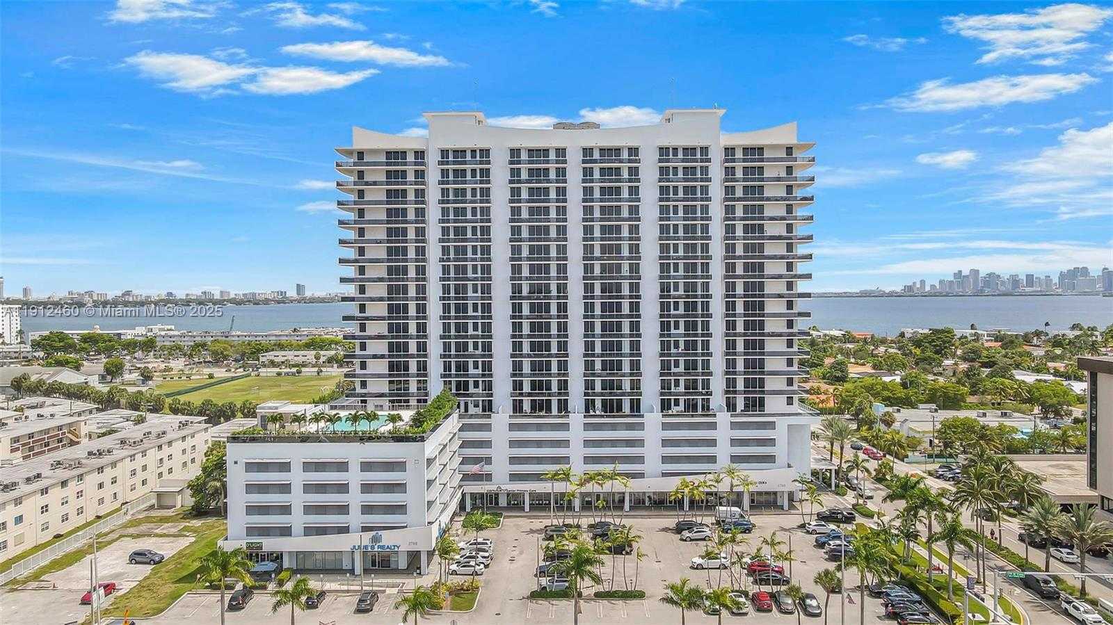 Small Image of 7901 HISPANOLA AVE #603, North Bay Village Number 1