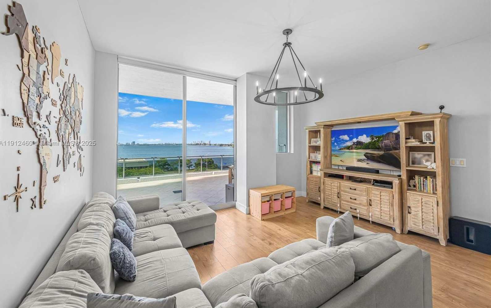 Small Image of 7901 HISPANOLA AVE #603, North Bay Village Number 13