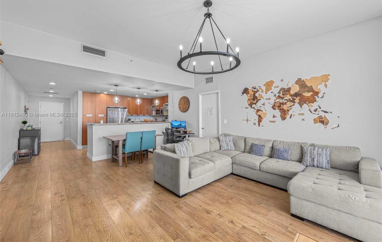 Small Image of 7901 HISPANOLA AVE #603, North Bay Village Number 14