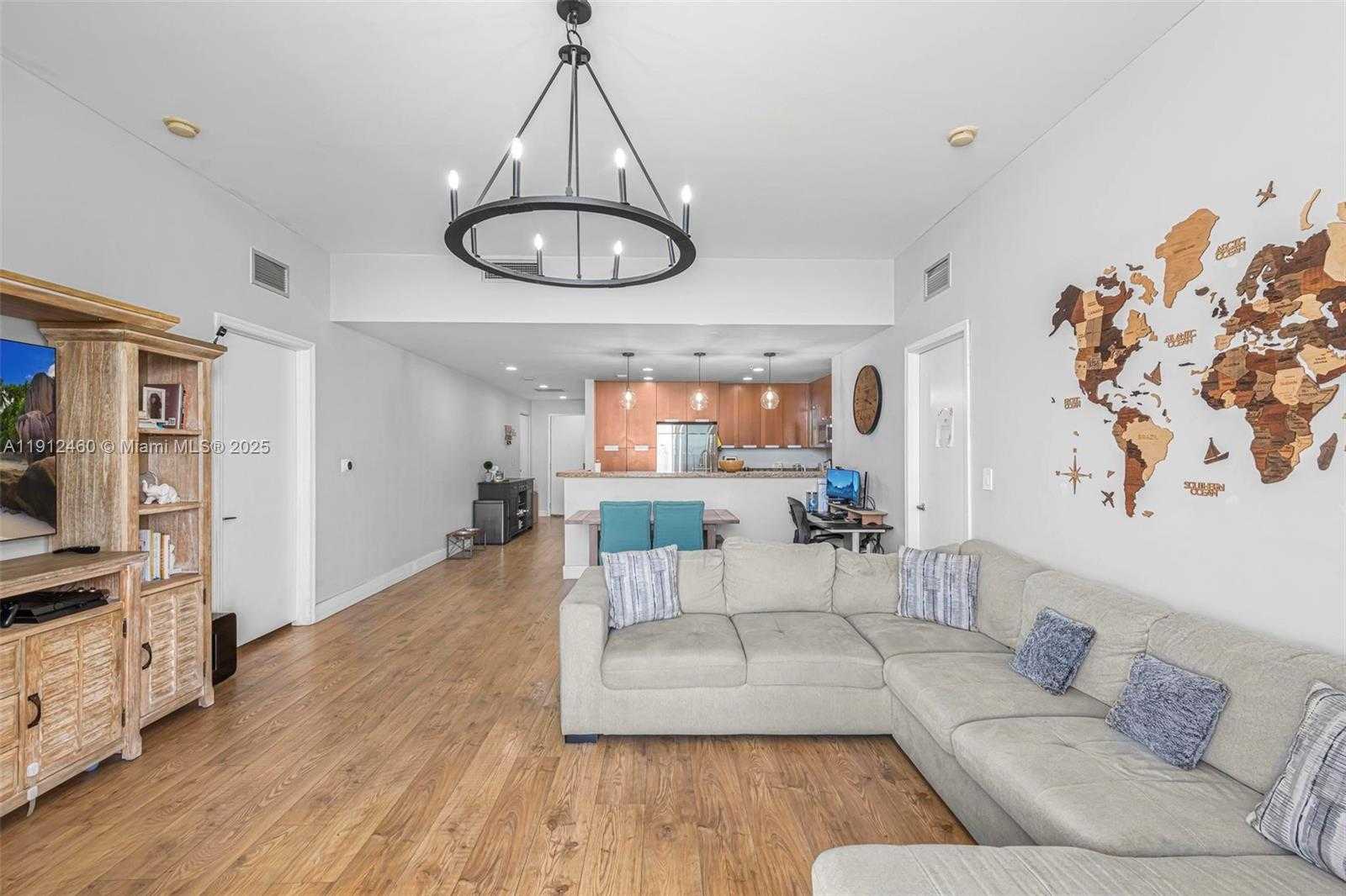 Small Image of 7901 HISPANOLA AVE #603, North Bay Village Number 15