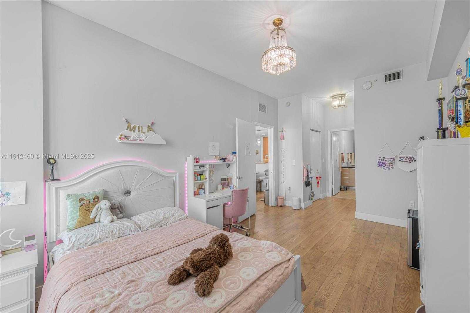 Small Image of 7901 HISPANOLA AVE #603, North Bay Village Number 22