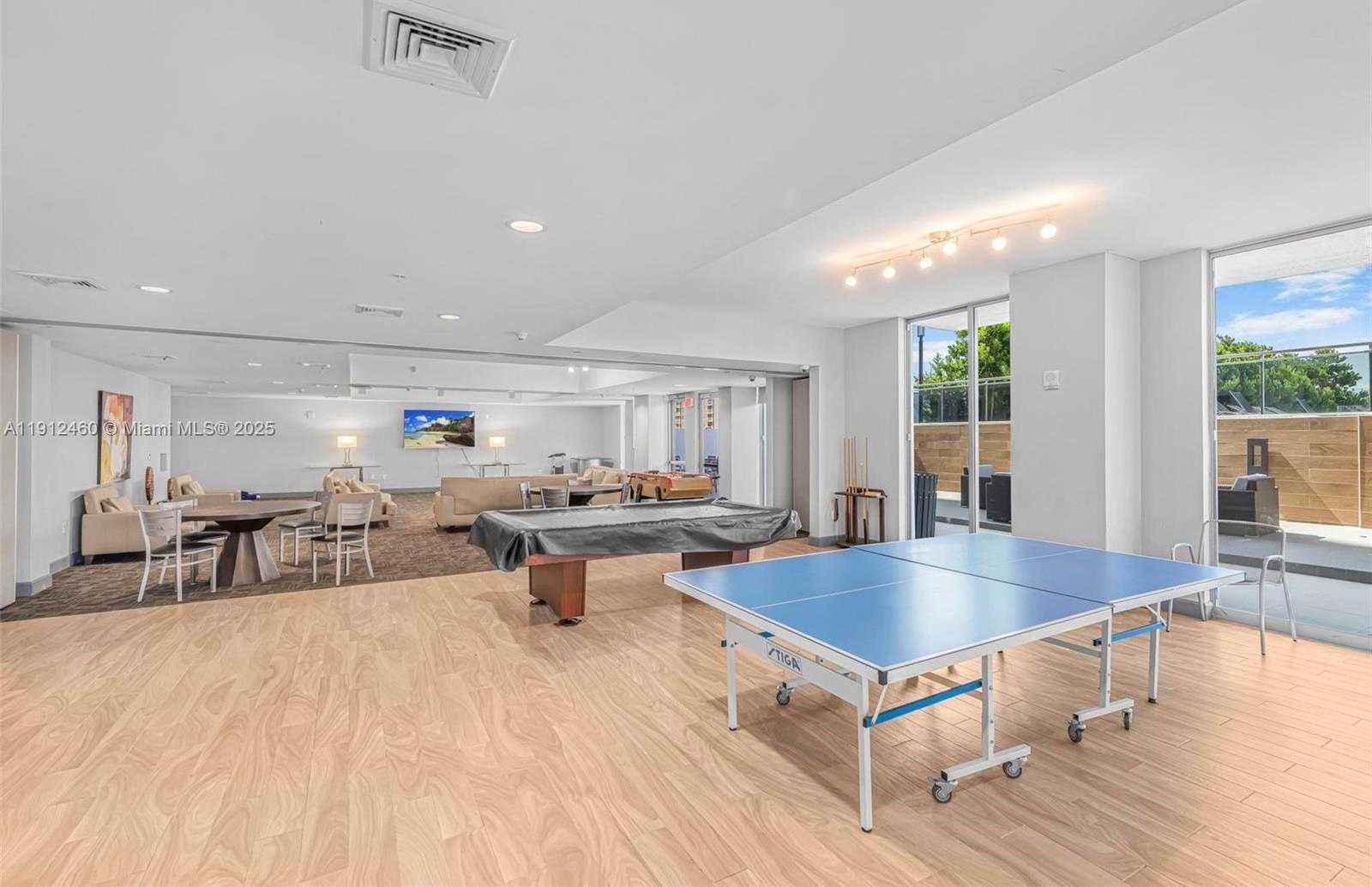 Small Image of 7901 HISPANOLA AVE #603, North Bay Village Number 30