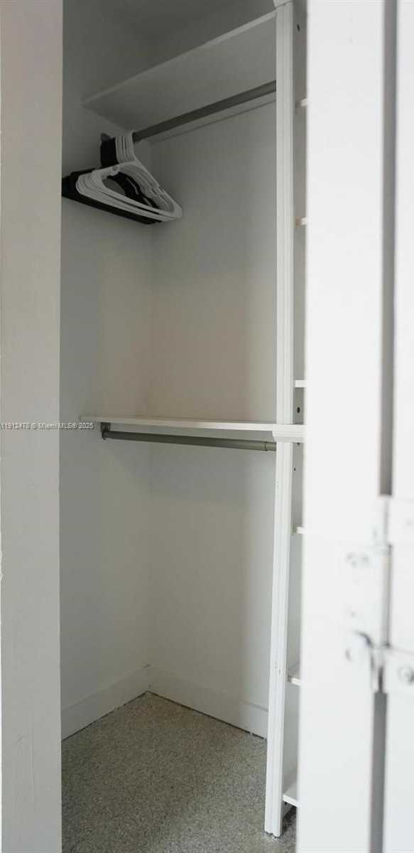 Small Image of 151 SOUTH EAST 1ST ST #3304, Miami Number 15